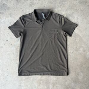 Vuori Ace Pocket Polo Shirt Olive Green Performance Stretch Golf Athleisure Sz L